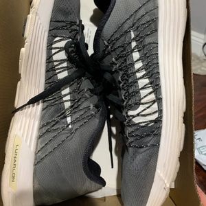 Nike Lunar Racers Sz10 wmns